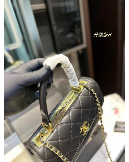 תיק שאנל 24/17 ס