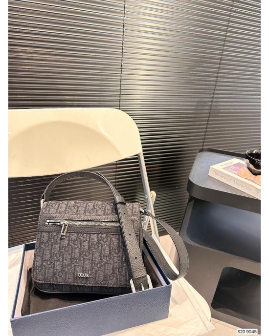 תיק צד דיור 21.5/18 ס