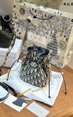 תיק דיור 15/19 ס"מ