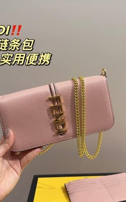 תיק  פנדי 21/10 ס"מ