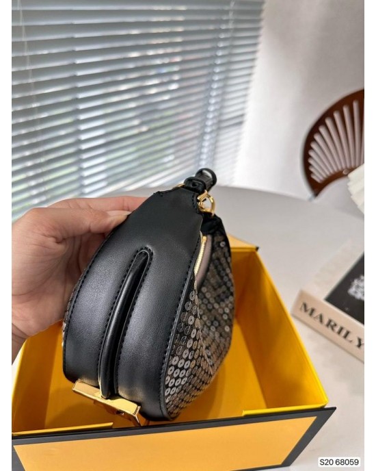 תיק  פנדי 26/15 ס