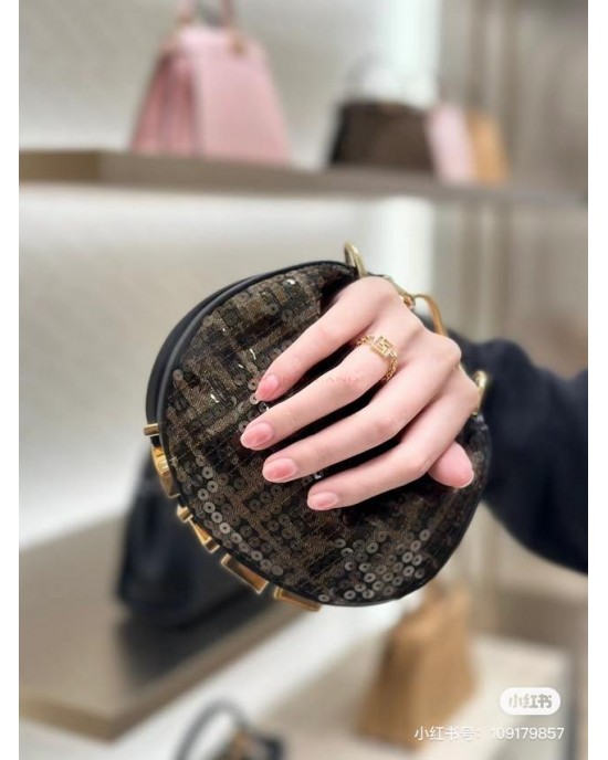 תיק  פנדי 26/15 ס