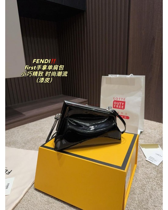 תיק  פנדי 24/17 ס