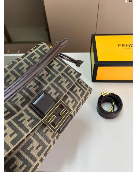 תיק  פנדי 26/15 ס