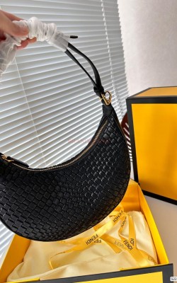 תיק  פנדי 24/13 ס"מ