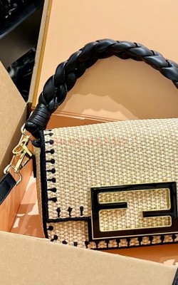 תיק  פנדי 23/5/15 ס"מ