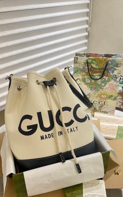 תיק גוצי 25 ס"מ