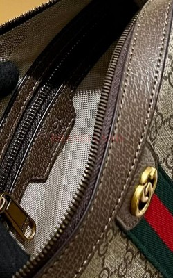 תיק גוצי 20 ס"מ