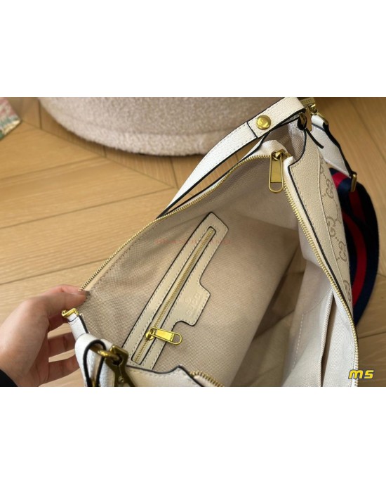 תיק גוצי 34/31 ס