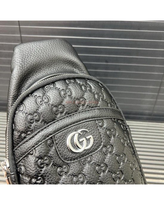 תיק גוצי צד 17/28 ס