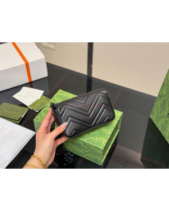 תיק גוצי 16 ס