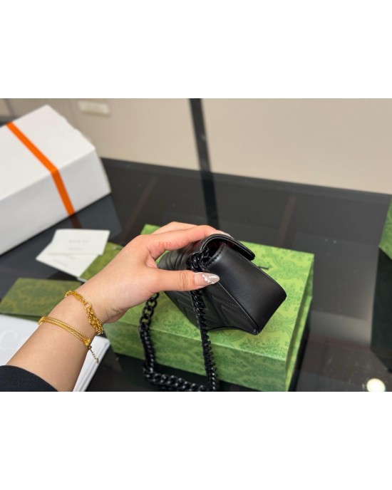 תיק גוצי 16 ס