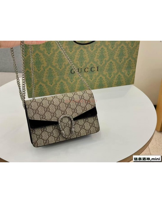 תיק גוצי 17 ס