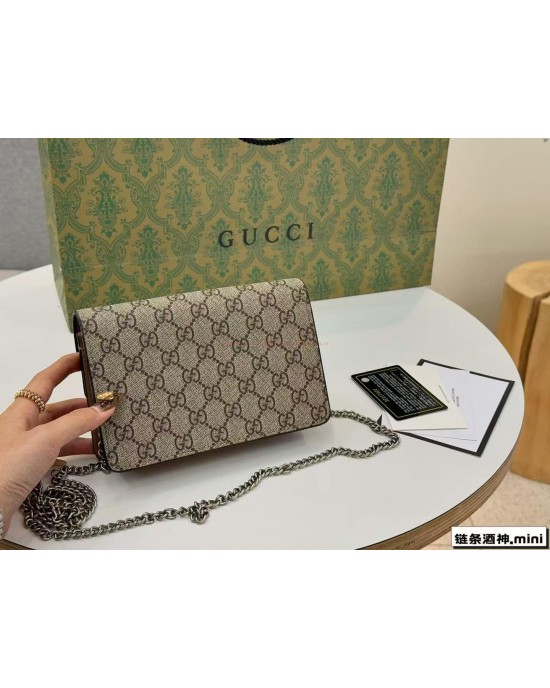 תיק גוצי 17 ס