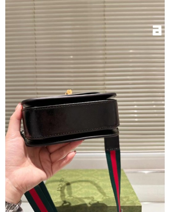 תיק גוצי 18/13 ס