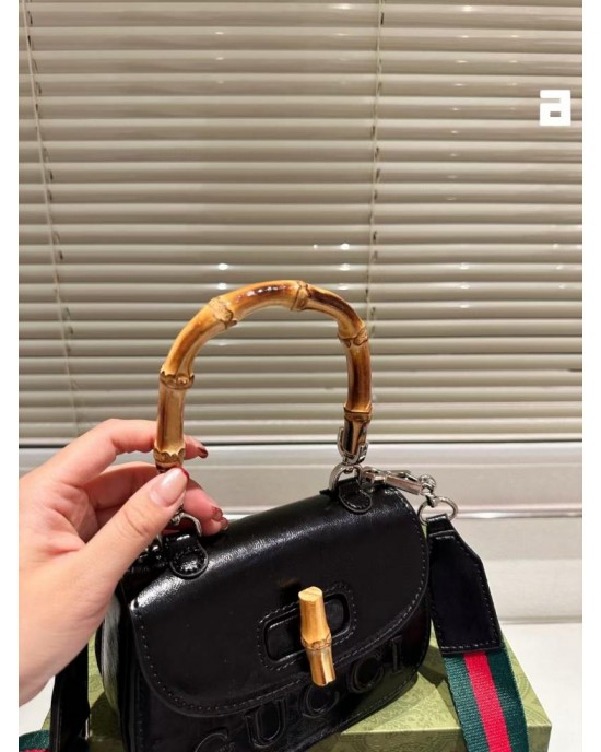 תיק גוצי 18/13 ס