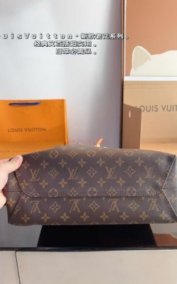 תיק לואי 34/34/13 ס"מ