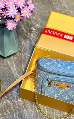 תיק לואי 18/13 ס"מ