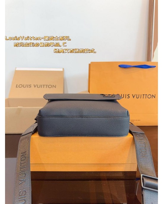 תיק לואי צד 24/7/18 ס