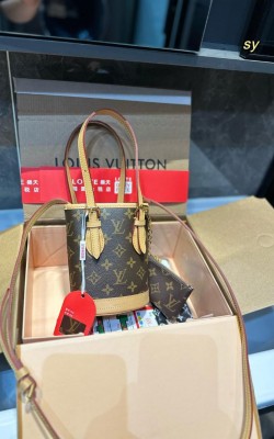 תיק לואי 13/18 ס"מ