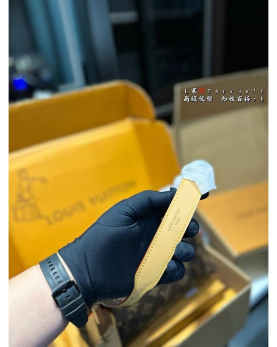 תיק לואי 26/17/10 ס