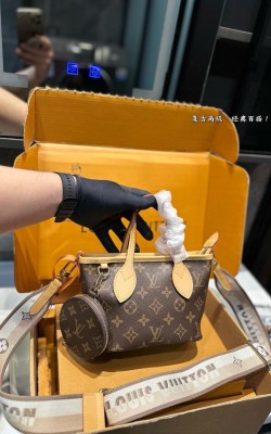 תיק לואי 25/15 ס"מ