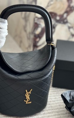 תיק איב סאן לורן 17/19 ס"מ