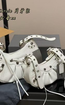 תיק בלנסיאגה 25/12 ו 32/14 ס"מ