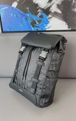 תיק גב דיור 30/40 ס"מ