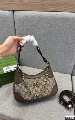 תיק גוצי 24/13 ס"מ