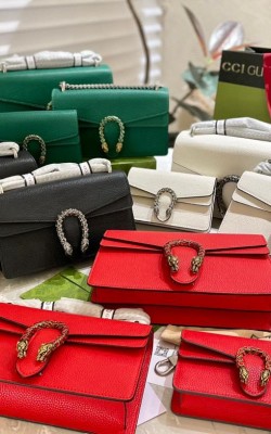 תיק גוצי 28 ס"מ ו 25 ס"מ ו 18 ס"מ