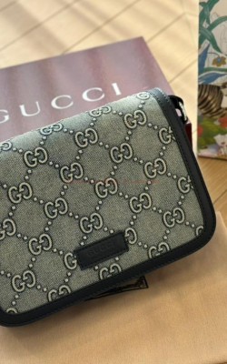 תיק גוצי צד 26/17 ס"מ