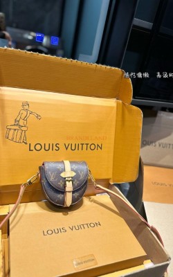 תיק לואי 12.5/12 ס"מ