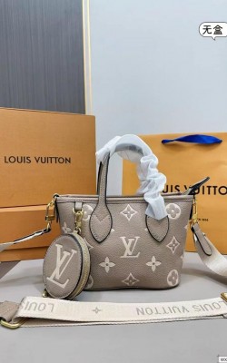 תיק לואי 19/16 ס"מ