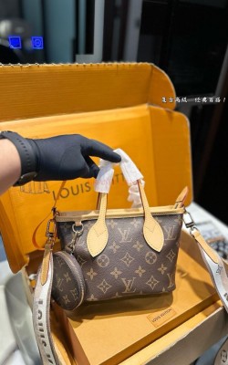 תיק לואי 25/15 ס"מ