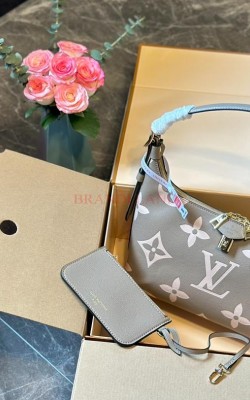 תיק לואי 27/22/10.5 ס"מ