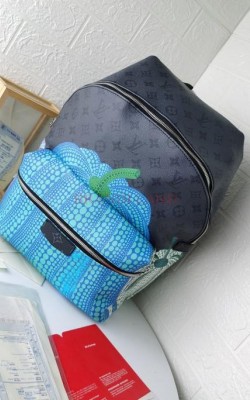 תיק לואי 30/40/15.5 ס"מ