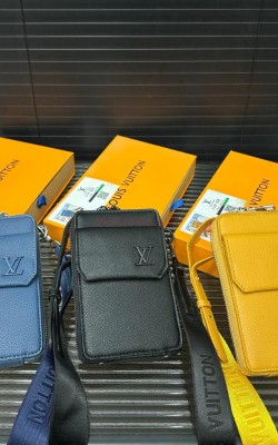 תיק לואי צד 11/18 ס"מ