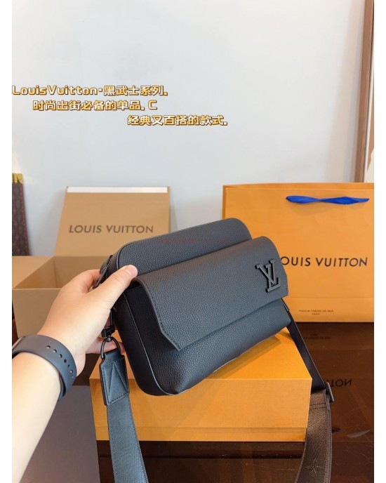 תיק לואי צד 24/7/18 ס