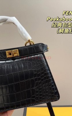 תיק  פנדי 20/15 ס"מ