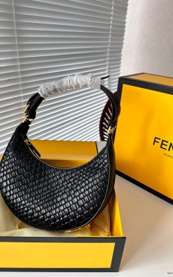 תיק  פנדי 24/13 ס"מ