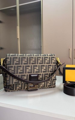 תיק  פנדי 26/15 ס"מ