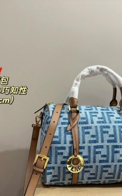 תיק  פנדי 29/19 ס"מ