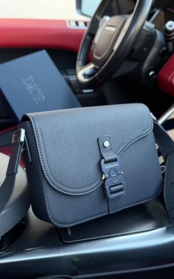 תיק צד דיור 23/17.5/6 ס"מ