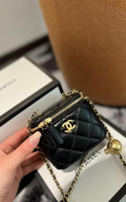 תיק שאנל 10/9 ס"מ