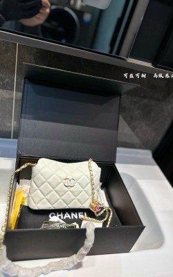 תיק שאנל 18 ס"מ