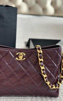 תיק שאנל 28 ס"מ