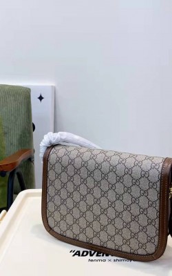 תיק גוצי בשתי גדלים